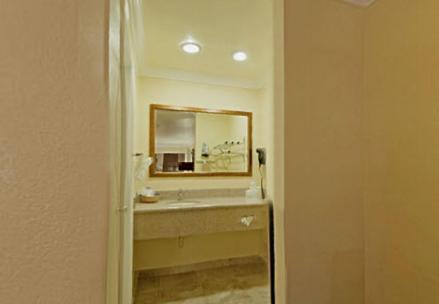 Americas Value 2* Sunnyvale